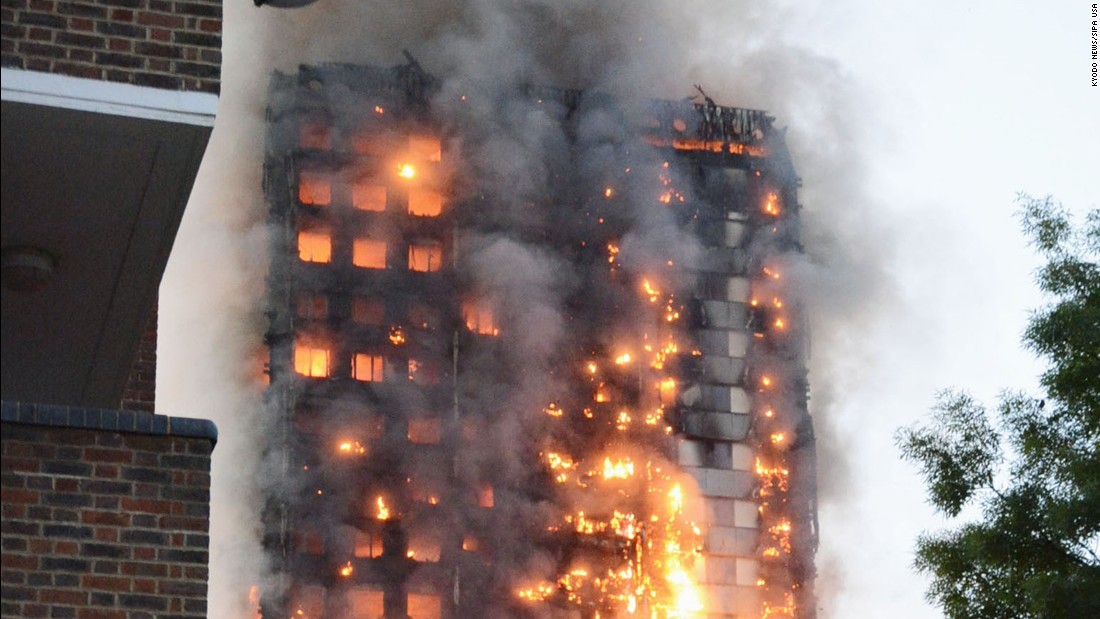 The building, built in the 1970s, was home to 125 families.