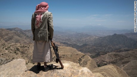 Ex-Obama administration officials push Democrats in Congress to defund war in Yemen