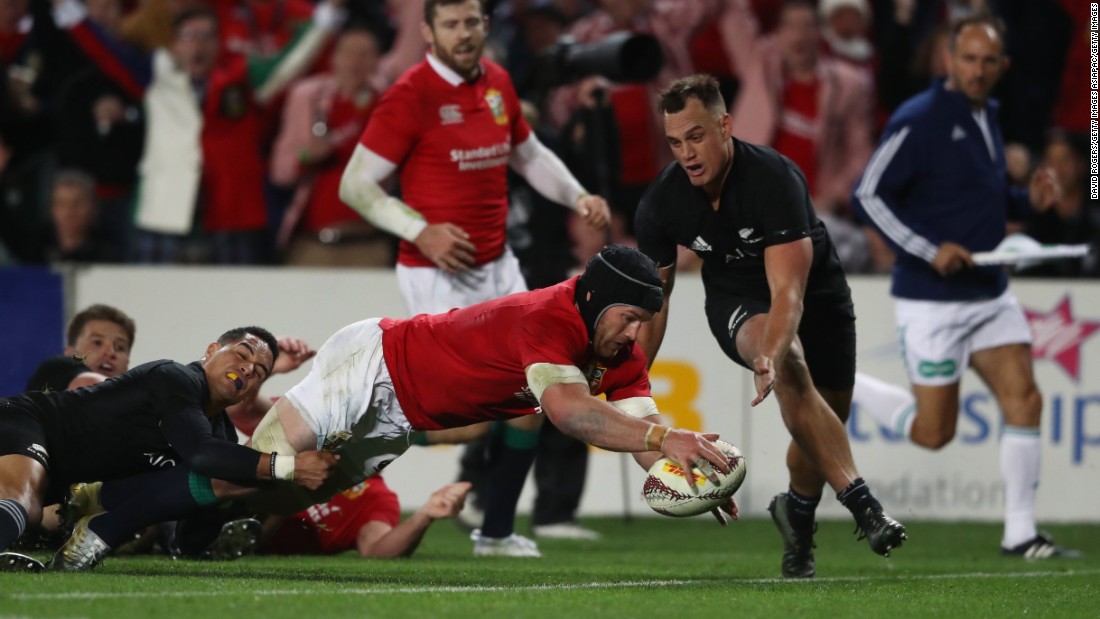 But the Lions responded, Sean O&#39;Brien going over to register the tourist&#39;s first try of the series. The Lions tour one of rugby&#39;s southern hemisphere superpowers -- New Zealand, Australia and South Africa -- once every four years.