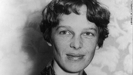 Amelia Earhartpos;s død er forblevet et mysterium i 80 år.
