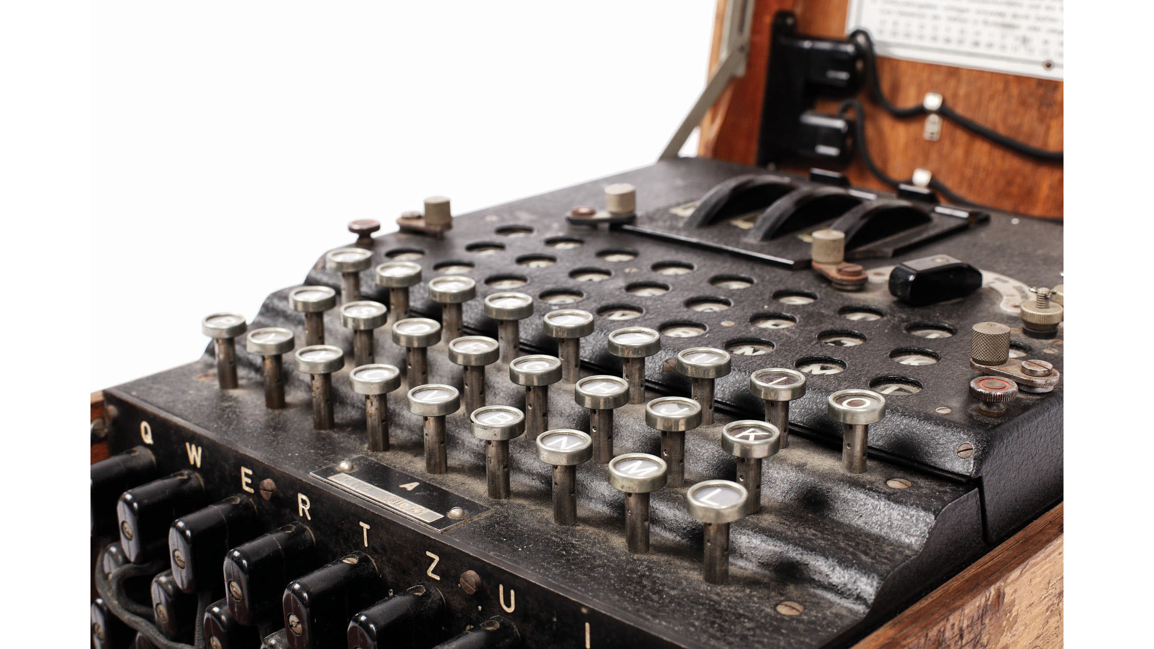 Rare Enigma Machine Fetches 45 000 Euros At Auction Cnn