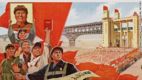 &quot;The construction of the Nanjing Yangtze River Bridge is a great victory of Mao Zedong Thought!&quot; (1975)
Celebrating the victory of the bridge&#39;s construction, this poster features illustrations of workers holding up a portrait of Mao Zedong. They are also seen with a copy of the Little Red Book.