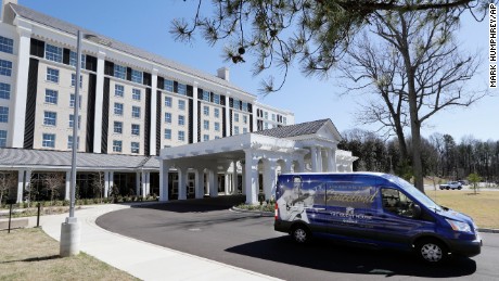 Legionnaires disease sickens 9 at Graceland hotel