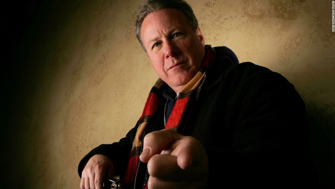 &lt;a href=&quot;http://www.cnn.com/2017/07/22/entertainment/john-heard-home-alone-actor-dead/index.html&quot; target=&quot;_blank&quot;&gt;John Heard&lt;/a&gt;, a character actor best known as the father in the &quot;Home Alone&quot; movies, died July 21, according to the medical examiner&#39;s office in Santa Clara County, California. It said the actor was 71, but other reports listed his age as 72.