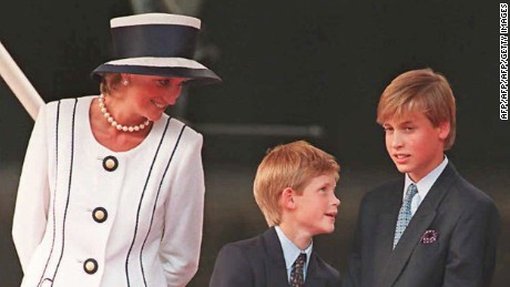 (FILES) Princess Diana (L), Prince Harry, (C) and Prince William (R) gather for the commemorations of VJ Day, 19 August 1995, in London. Prince William turned 25 Thursday 21 June 2007, and in doing so became entitled to part of the multi-million pound (euro, dollar) inheritance left to him by his late mother, princess Diana. The second in line to the throne is now allowed access to the income accrued on the 6.5 million pounds he was left in his mother&#39;s will after she died 10 years ago in a car crash in Paris. AFP PHOTO/JOHNNY EGGITT/FILES (Photo credit should read JOHNNY EGGITT/AFP/Getty Images)