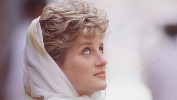 Police Knock Down Princess Diana Murder Claim Cnn