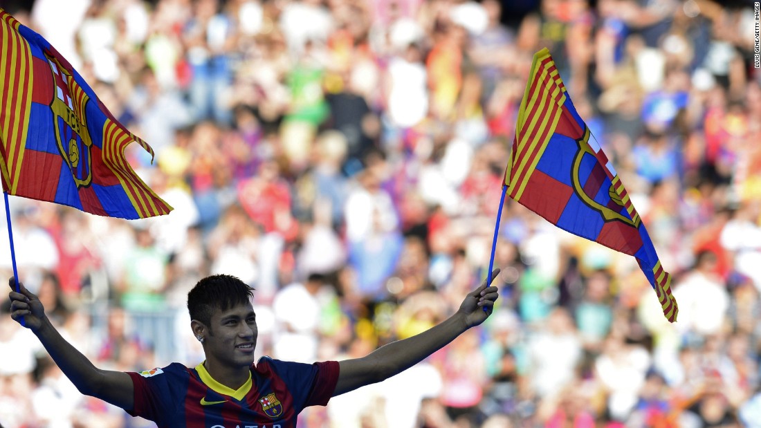 In June 2013, Neymar was unveiled as Barcelona&#39;s new star signing.