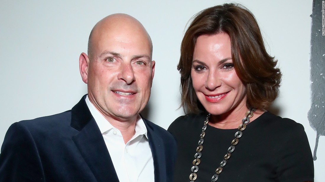 Tom DAgostino Jr. and his reality star wife, the former Luann de Lesseps, have split. &quot;The Real Housewives of New York City&quot; star &lt;a href=&quot;https://twitter.com/CountessLuann/status/893167910138589184&quot; target=&quot;_blank&quot;&gt;tweeted on August 3&lt;/a&gt; that she and her husband of seven months had decided to divorce.  