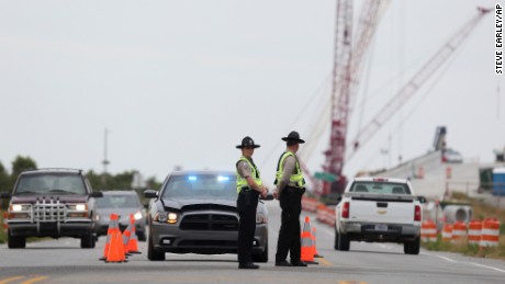 Outer Banks Power Restored Mandatory Evacuation Lifted Cnn