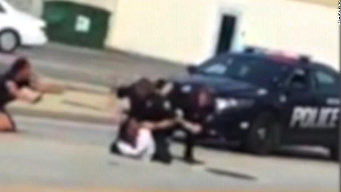 Video Shows Ohio Officer Beating Black Man Cnn Video