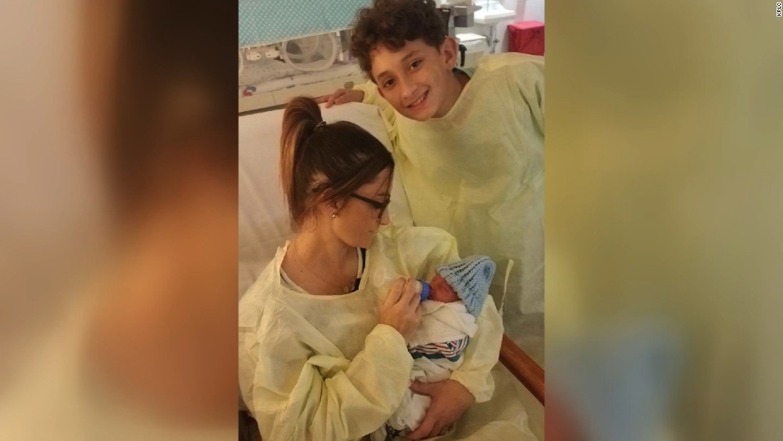 Year Old Helps Deliver Baby Brother Cnn Video