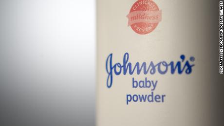 Does talcum powder cause cancer? A legal and scientific battle rages