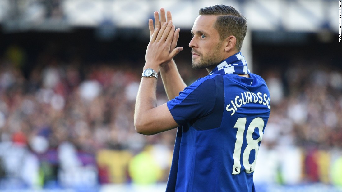 Icelandic set piece specialist Gylfi Sigurdsson became the eighth signing of a productive window for Everton boss Ronald Koeman in August, joining for a club-record fee. The attacking midfielder, 27, covered more ground (433 kilometers) than any other Premier League player in 2016/17, directly contributing to 22 Swansea goals. 
