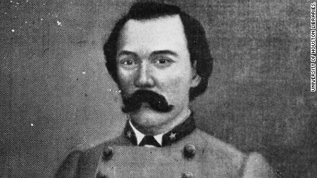 Dick Dowling, seen in a painting at Virginia&#39;s Confederate Museum, fled famine in Ireland as a boy.