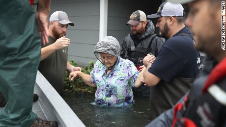 Harvey brings &#39;hell&#39; to Texas residents