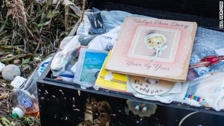 A chest of mementoes was  washed onto US 1 near Plantation Key.