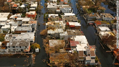  Hurricane Maria slams the Caribbean