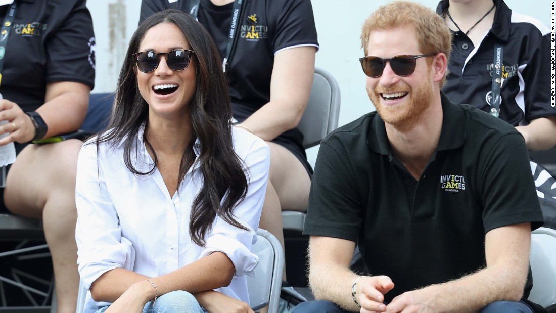 Prince Harry and Meghan Markle make first appearance after engagement – Trending Stuff