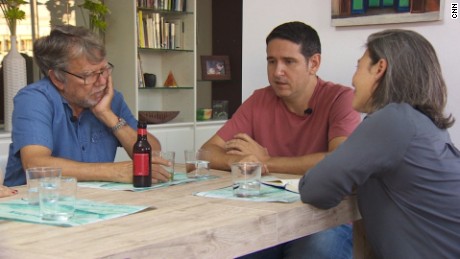 Catalan families divided over independence