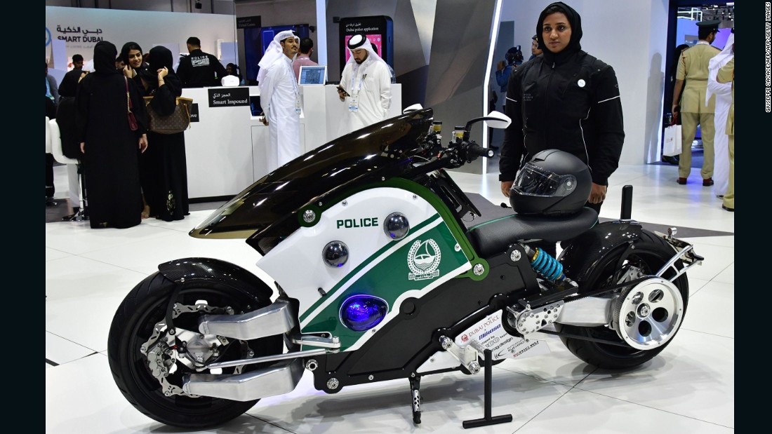 Watch Dubai Police test its latest gadget — a flying motorbike – Trending Stuff