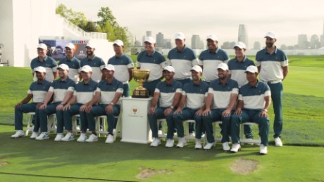 cnnee vive el golf representando a los latinoamericanos en el president's cup 2017_00015526