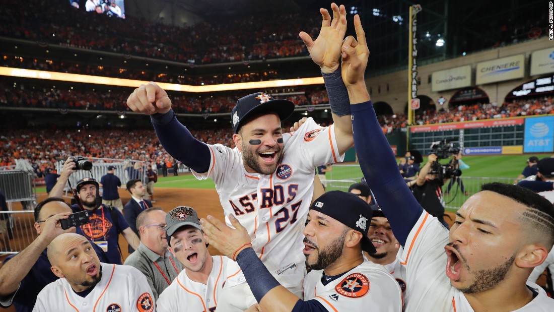 Cheering fans greet World Series champion Houston Astros