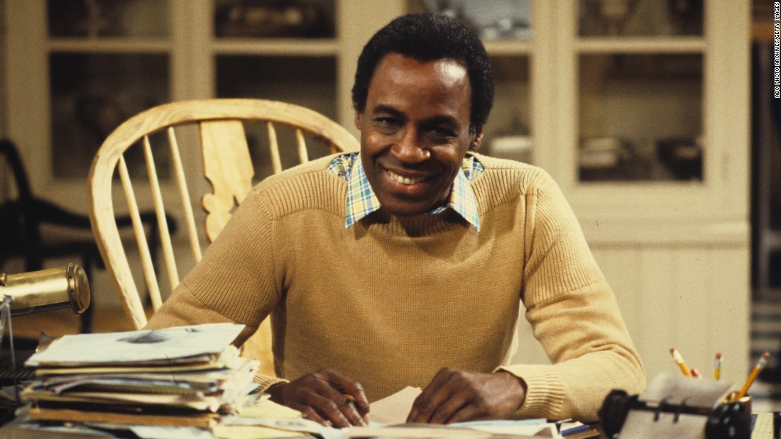 &lt;a href=&quot;http://www.cnn.com/2017/10/24/entertainment/robert-guillaume-obit/index.html&quot; target=&quot;_blank&quot;&gt;Robert Guillaume&lt;/a&gt;, best known for his lead role in the TV series &quot;Benson&quot; and as the voice of Rafiki in &quot;The Lion King,&quot; died October 24 after a battle with prostate cancer, according to his wife, Donna. He was 89.
