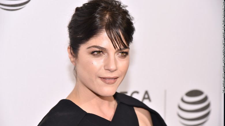 Selma Blair Reveals She Has Multiple Sclerosis Cnn