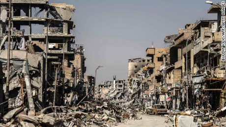 Report: US-led coalition killed 1,600 civilians in Raqqa in 2017