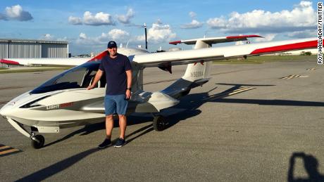 A photo of Roy Halladay and his A5 airplane that he posted to Twitter. &quot;I have dreamed of owning an A5 since I retired. Real life is better than my dreams.&quot;