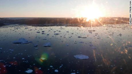 Underwater walls could stop glaciers from melting, scientists say