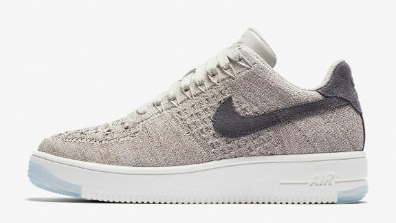 women's low top air forces