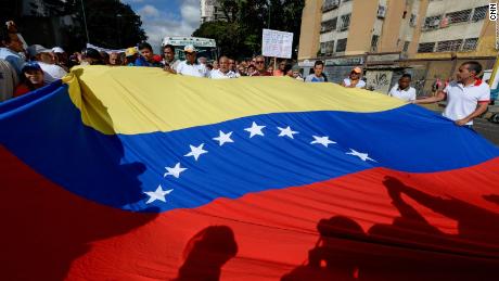 Venezuela crisis sends residents fleeing to nearby countries  