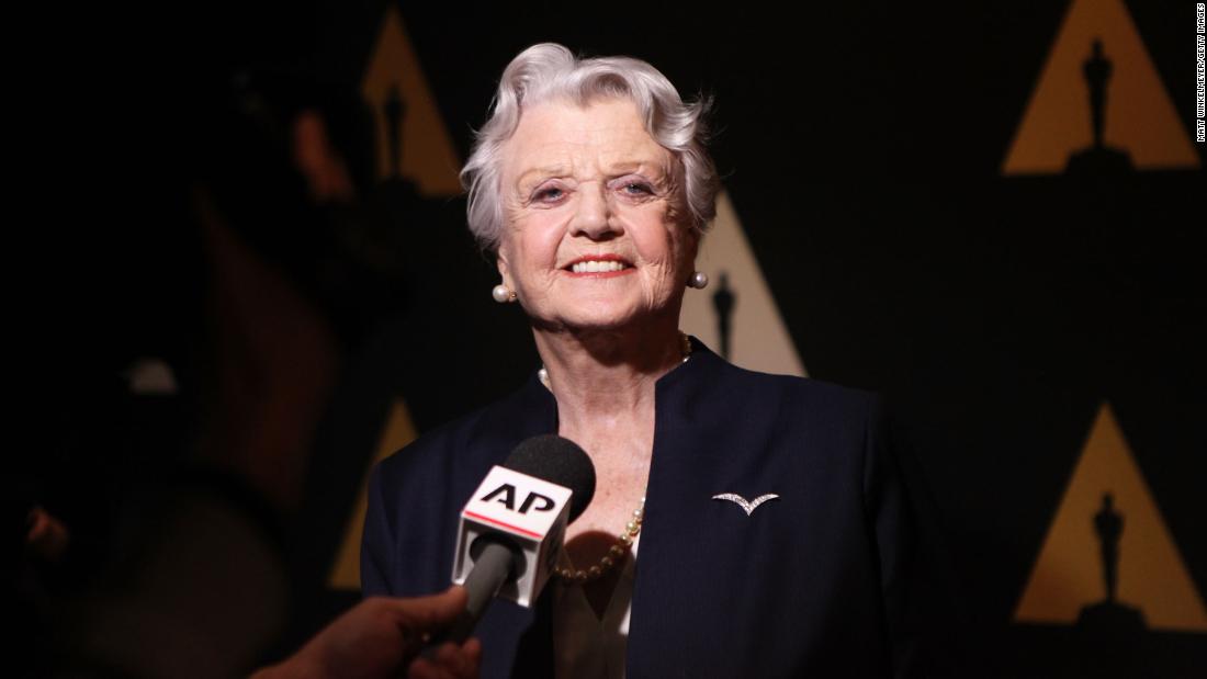 See iconic moments from Angela Lansbury’s acting career – CNN Video
