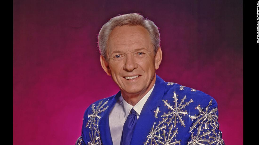 Country music legend &lt;a href=&quot;http://www.cnn.com/2017/11/19/entertainment/mel-tillis-country-music-dies/index.html&quot; target=&quot;_blank&quot;&gt;Mel Tillis&lt;/a&gt; died early on November 19, according to a statement from his publicist. He was 85. Tillis was a prolific singer-songwriter who penned more than 1,000 songs and recorded more than 60 albums in a career that spanned six decades.