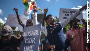 Zimbabwe crisis: How Mugabe lost his iron grip on power