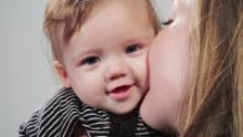 &#39;Parentese,&#39; not traditional baby talk, boosts a baby&#39;s language development 