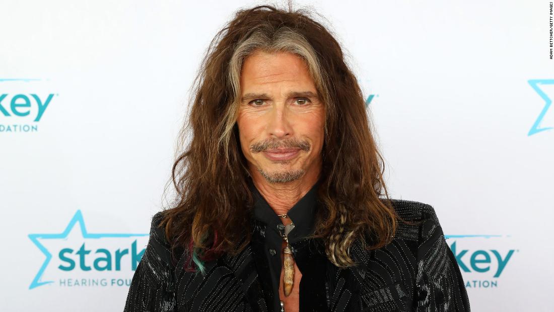 Steven Tyler enters treatment after relapsing