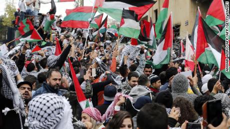 Hundreds protest outside the US embassy in Beirut on Sunday. 