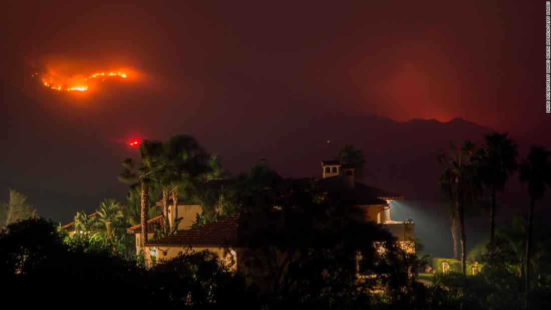 Winds Strengthen California Wildfires Cnn Video