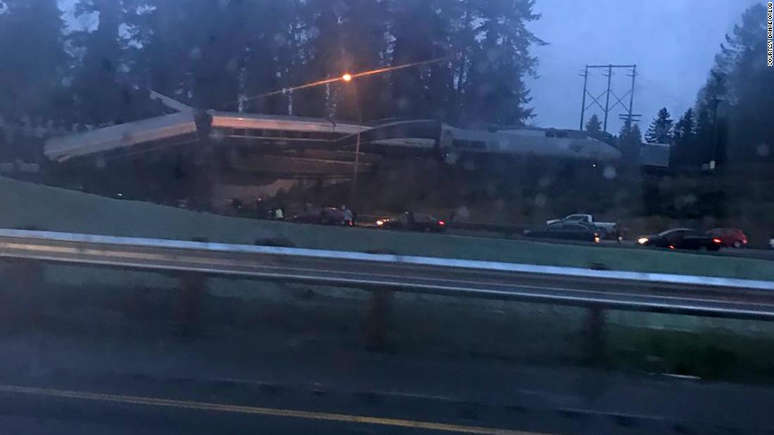 At least 3 dead in Amtrak derailment in Washington state, official says
