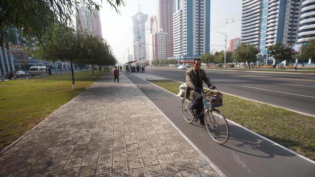 A Glimpse Of Life In Pyongyang Cnn Video