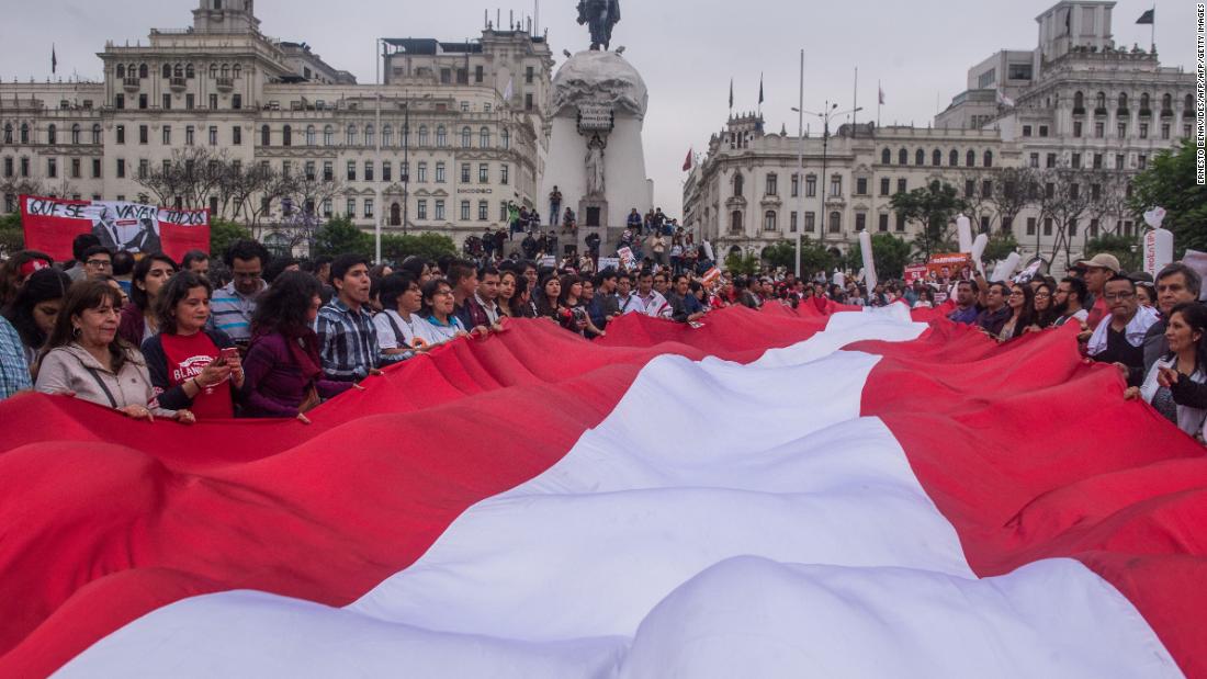 Crisis política en Perú: ¿cómo puede afectar al crecimiento económico ...