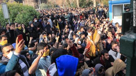 Iranian protesters defiant in the face of &#39;worst&#39; crackdown in a decade
