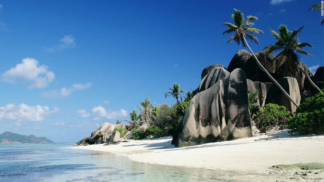 The perfect beaches of the Seychelles | CNN Travel