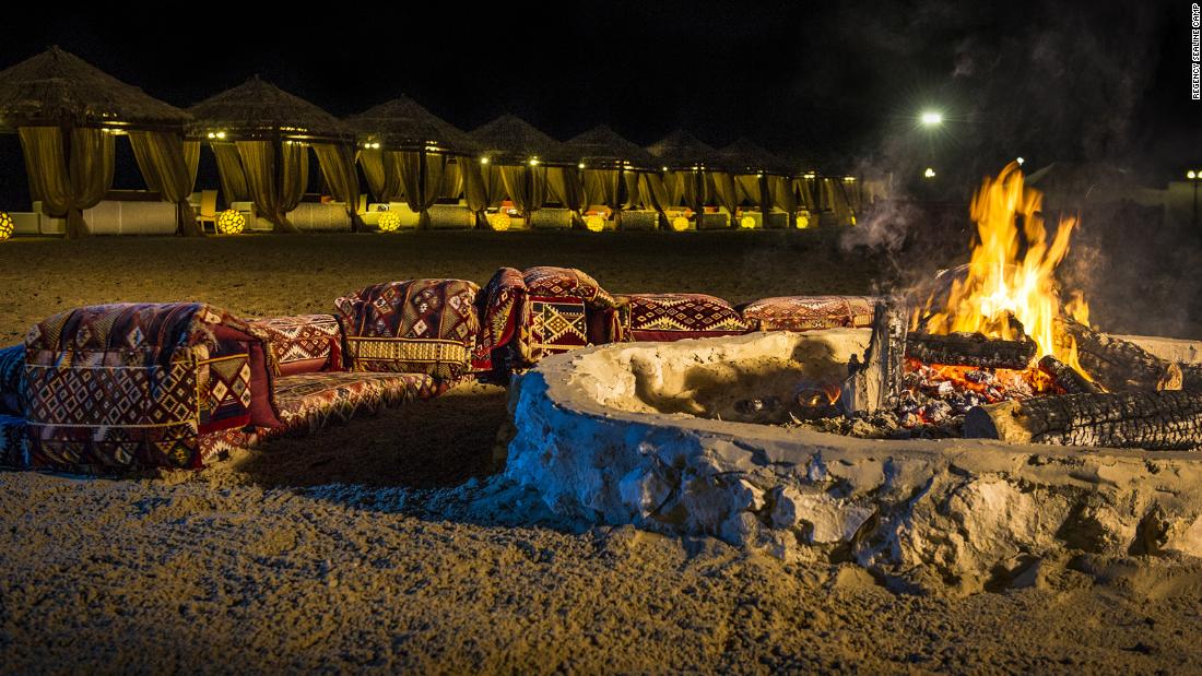 Deserts Of Qatar Escape From Doha Cnn Travel