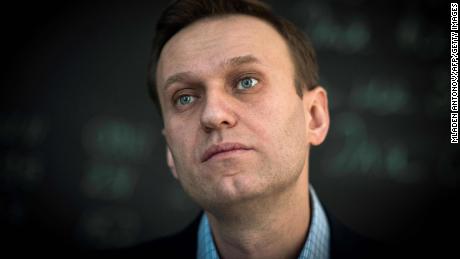 Alexey Navalny: Russia&#39;s outspoken Putin critic