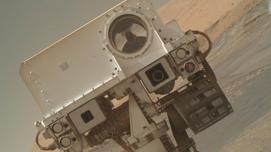 Extra Large NASA Mars Photo-Curiosity Mars Rover Takes a Selfie SUPER PHOTO 