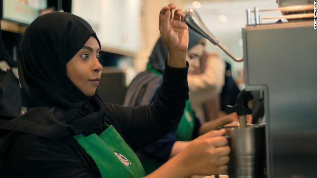 Saudi women join the workforce - CNN