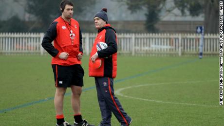 Steve Bates (right) talkes to one of his coaches, Richard Blaze